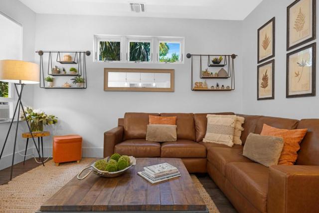 Southern Skies, Stylish Home in Old Town Key West