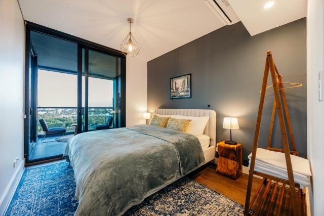 Horizon King-bed Lux Apt Free Parking