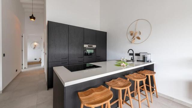 Starfish - Brand new apartment with pool close to the beach