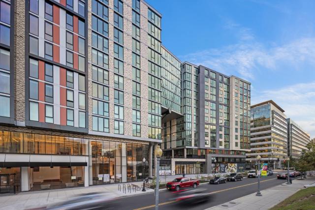 Bluebird Suites at Capitol Hill