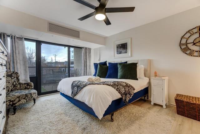 417 E Kiowa #203