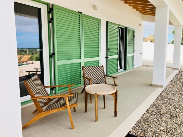 Casa Elo - Fresh-Built Home with Pool