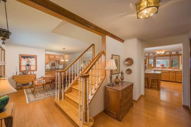Lake House Family Vacation - Sleeps 12 Dock Kayaks Paddle Boards