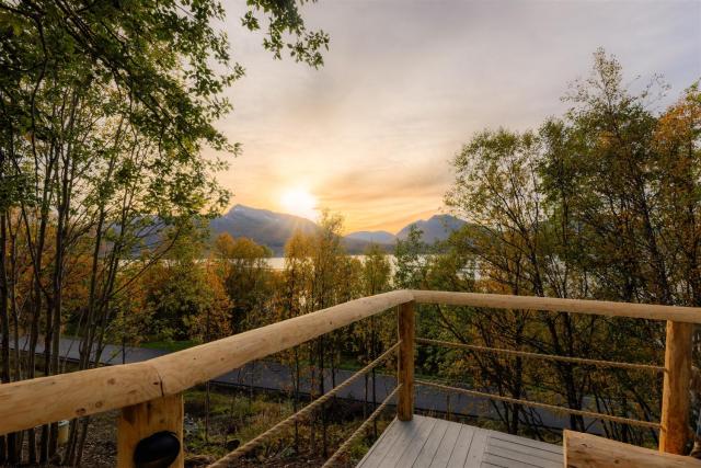 EIRA Glamping - Ocean View, Fire Pit & Sauna rental