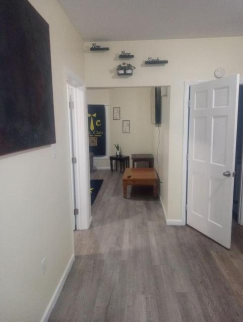 Cozy 3 Bedrooms Full Kitchen Smart TV