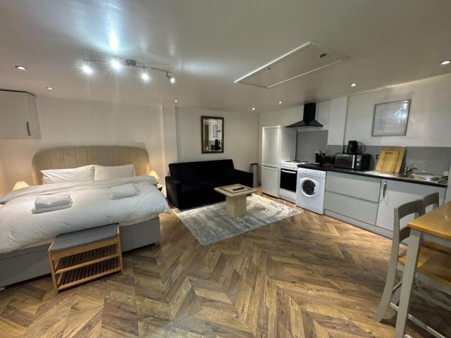 Ipswich Studio Room