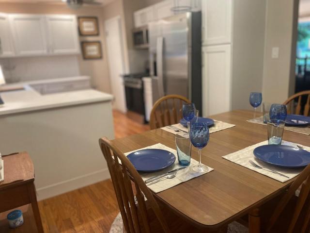 Newly renovated 3-bedroom lakeside home
