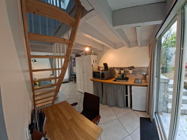 Logement entier dans village calme