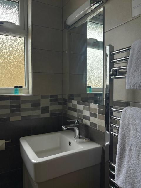 St. Davids Cross Hotel