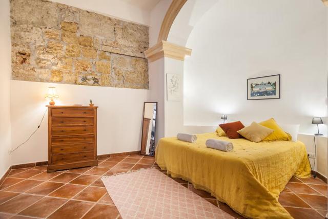 Cortile Galletti - Cool Flat with Private Courtyard