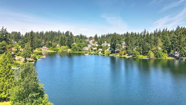 Lake Waterfront Craftsman Modern