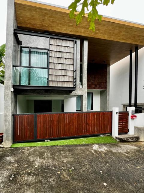 Private 2-Bedroom Pool Villa in Rawai, Phuket