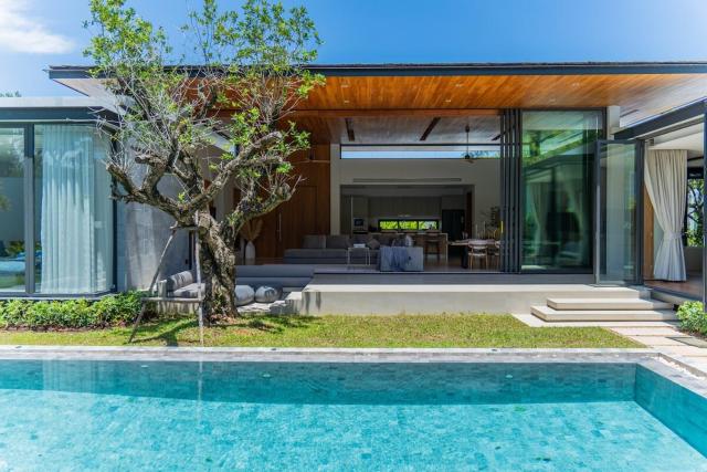 UltraLuxury 4BDR pool villa Botanica Foresta