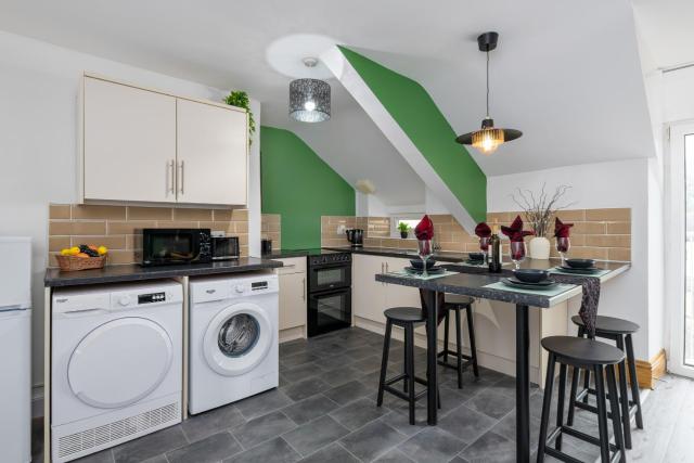 Llangefni Town Centre 3 Bed Apt & Free Parking