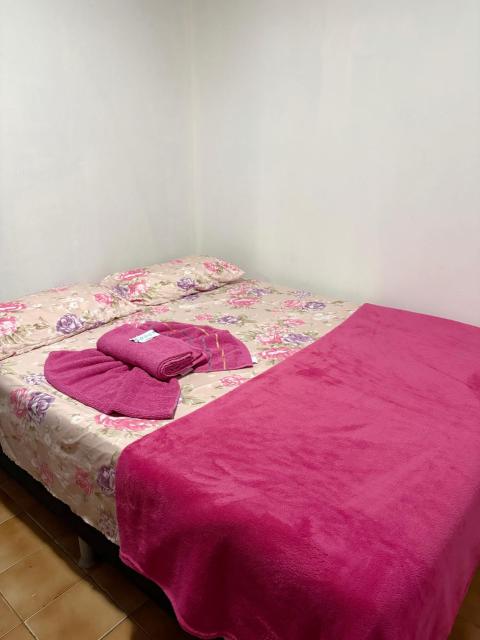 Quarto privado no centro 313