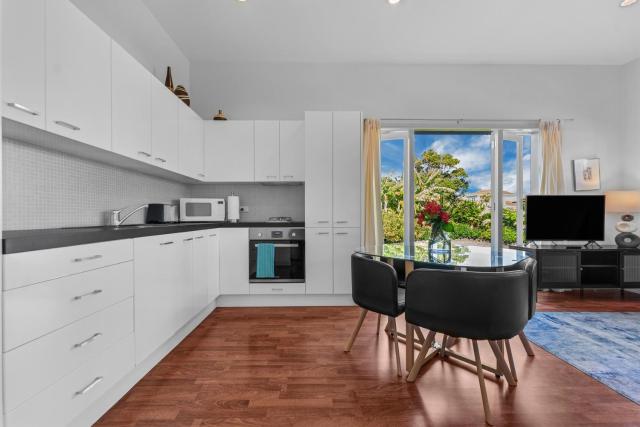Old Lake Escape by Bespoke Stays