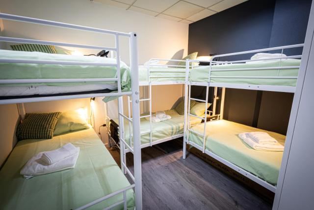 CyberHostel Almada