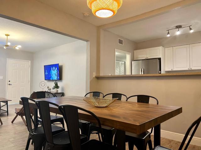 Coral Gable 3BR House