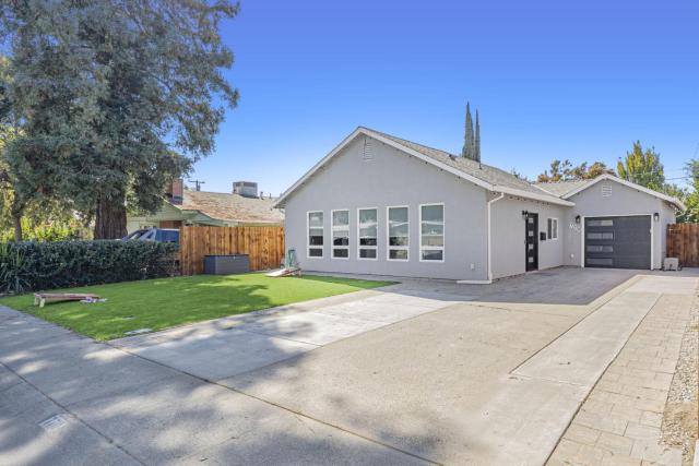 3BR 2BA Retreat with Pool 1 Mile to Downtown