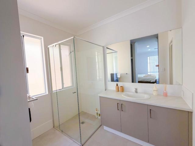 Brabham Modern Stay Close to Swan Valley