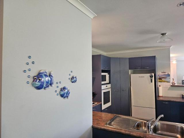 Fisherman's Friend - a spacious family beach home