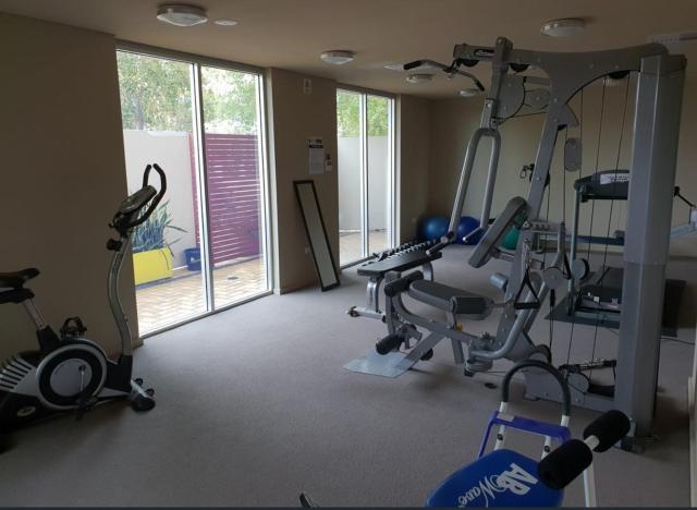 Luxury Apartment with Pool & Gym in Top Location- Lightsview
