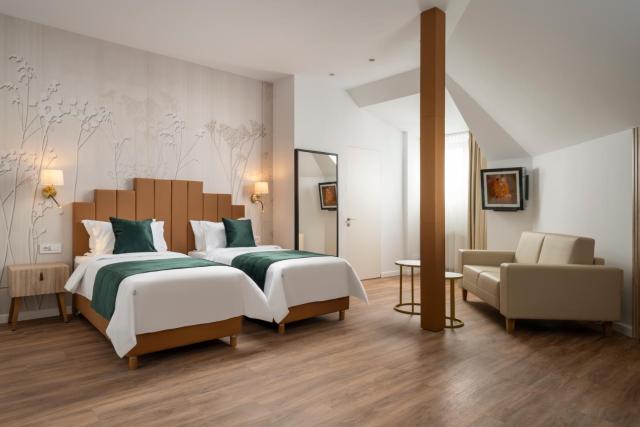 Hotel Epica