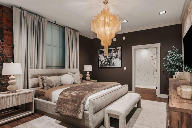 Starr Piano - Highball and Bellamy Suites - 8 bedroom