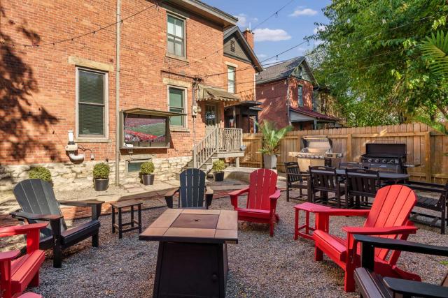 Short North 1BR King Bed Fire Pit & Free Parking