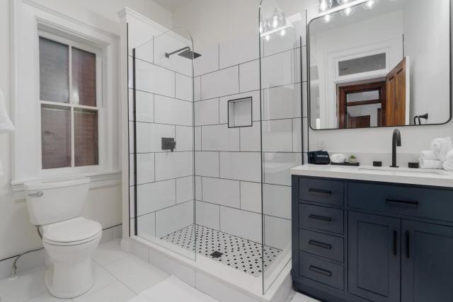 Short North Luxury 4BR Free Parking & Fire Pit