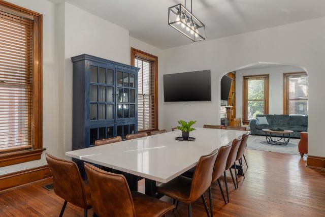 Short North Luxury 4BR Free Parking & Fire Pit