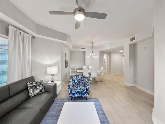 Family-Friendly 3-Bedroom Condo for 6 and 5 min to Disney