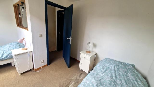 Petite maison dans quartier populaire et historique
