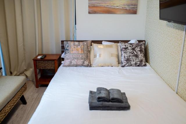 Tokyo Skytree 102 Bali-Style Double bed Bath & WC