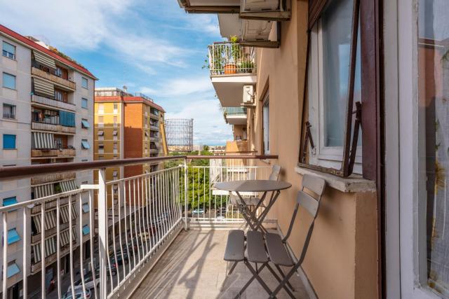 Guest Host - Stylish Apartment near Trastevere!