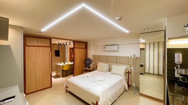 Flat FM20 Cabo Branco Light III - By Almare