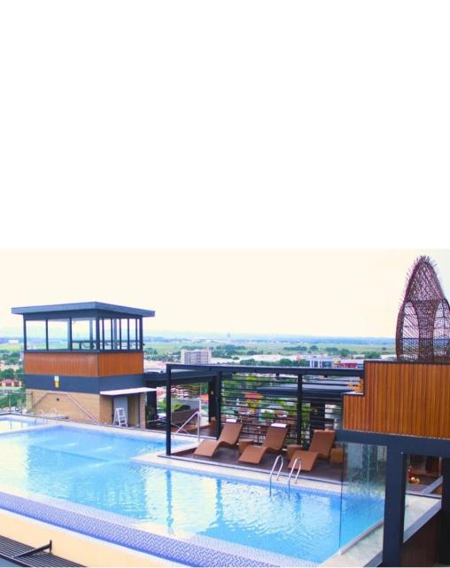 La Grande Residence 1BR Corner unit Phase 2-710