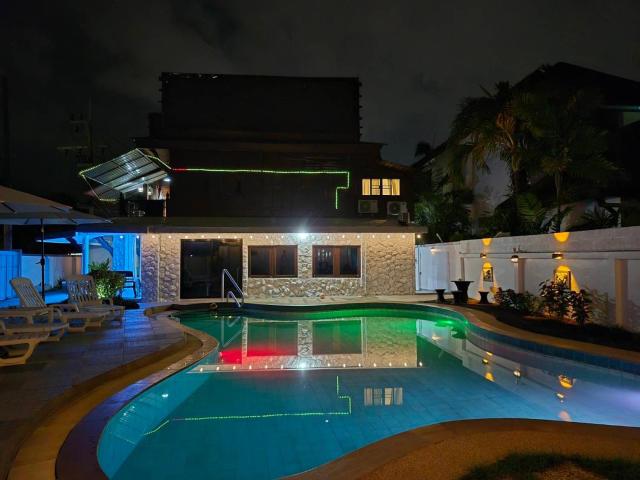 Nur Nur House