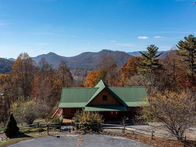 Skyline Lodge