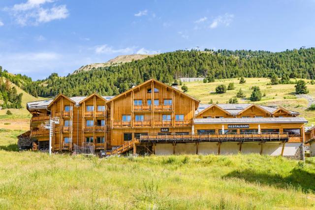 Anova Hotel & Spa