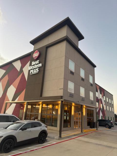 Best Western Plus Pearland/Houston Medical Center Hotel
