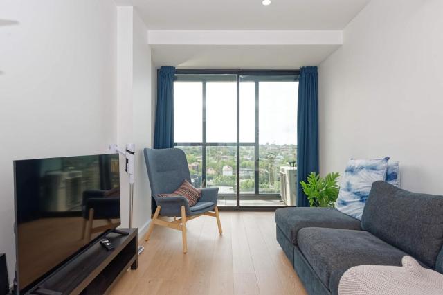 2Bbr Apt SouthYarra Steps from Chapel St TF92125