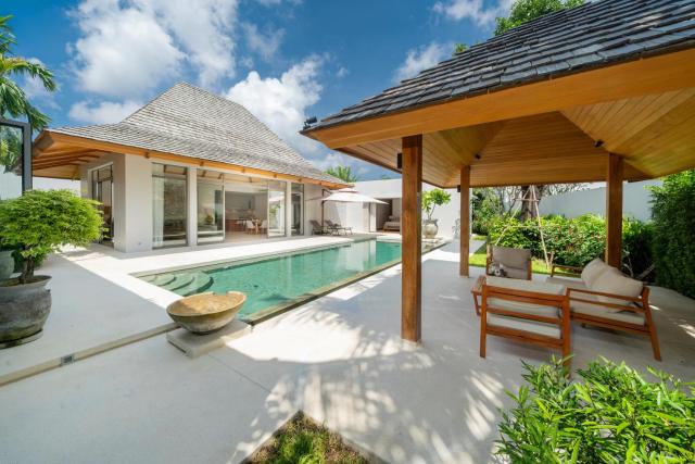 Luxury 4BR Pool Villa Anchan Near Bangtao Beach Free Airport Pickup from 7 days