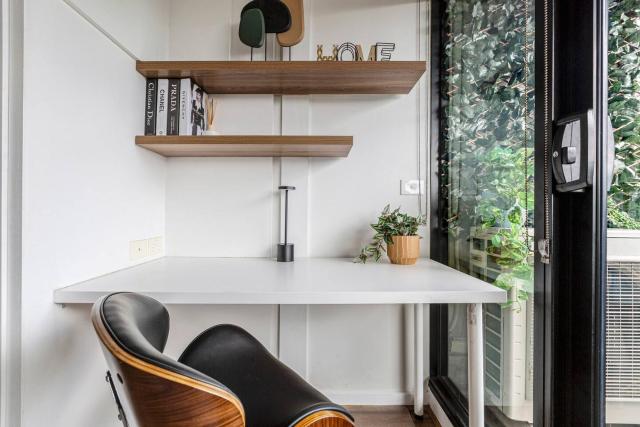 Southbank Vista - Modern Retreat with Pool & Rooftop