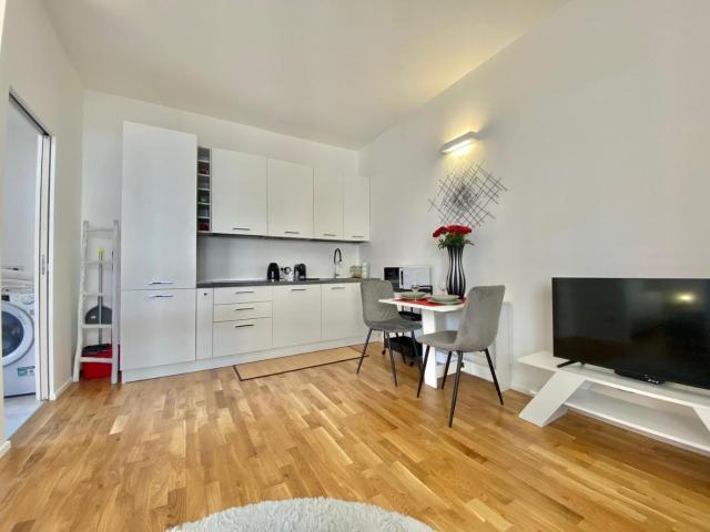 Albani City Life, Stile & Comfort in soluzione silenziosa e indipendente, comoda per Stadio San Siro, Rho Fiera Milano e City Life