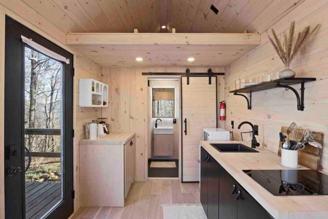 Japandi - Scandinavian Retreat, Mountain View, and 20 Minutes to Asheville