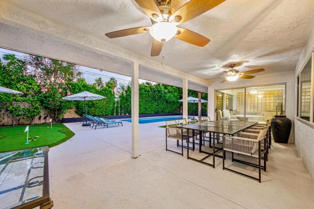The Palm Diamond a Luxury Poolside and Golf Oasis