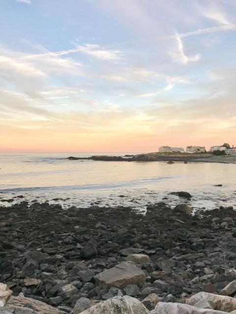 Bright 2BR by the Beach & Near Historic Salem
