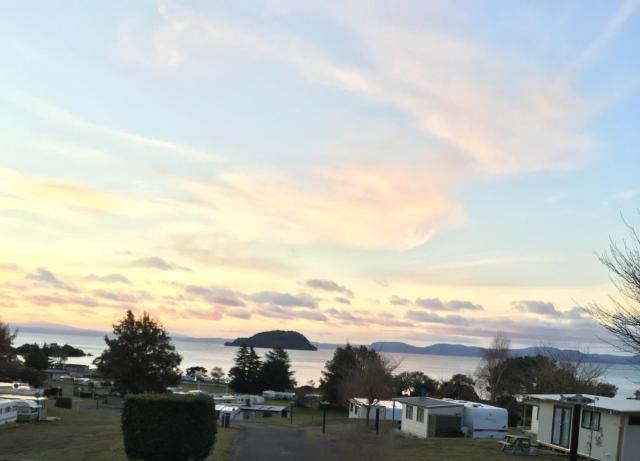 Motutere Bay TOP 10 Holiday Park