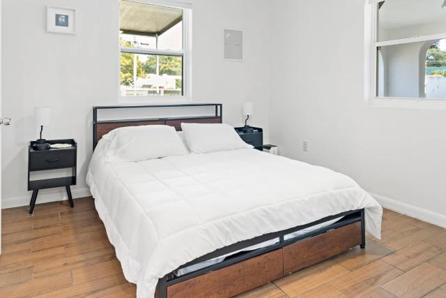 Stylish 2BR/2BA Miami Home near Wynwood